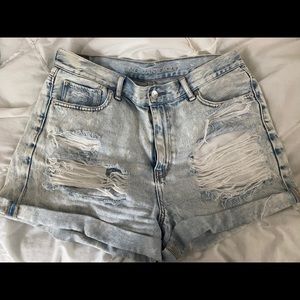 AE mom shorts